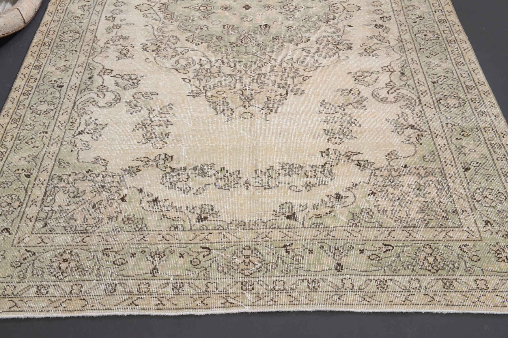 Vintage Oushak Handmade Wool Rug