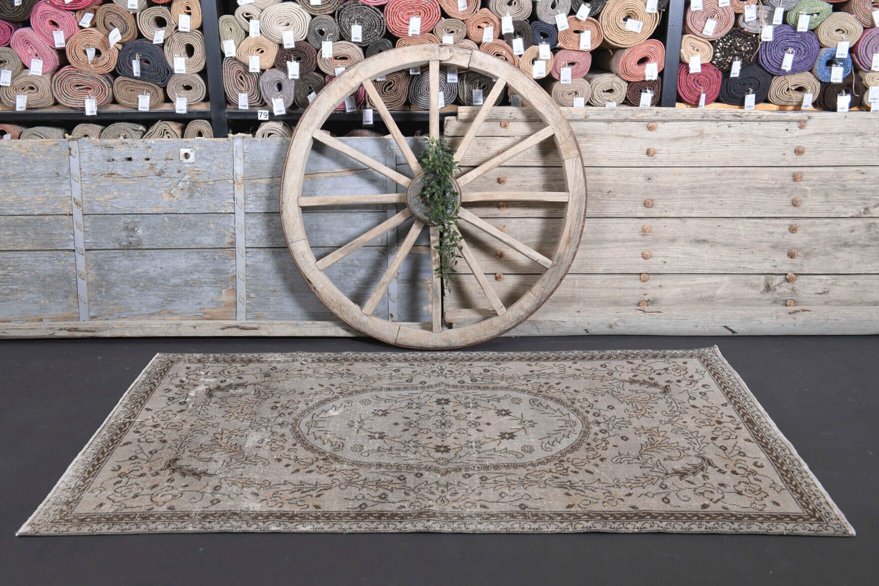 One-of-a-kind 1970s Anatolian vintage area rug in wool, 3'10" x 7'1"
