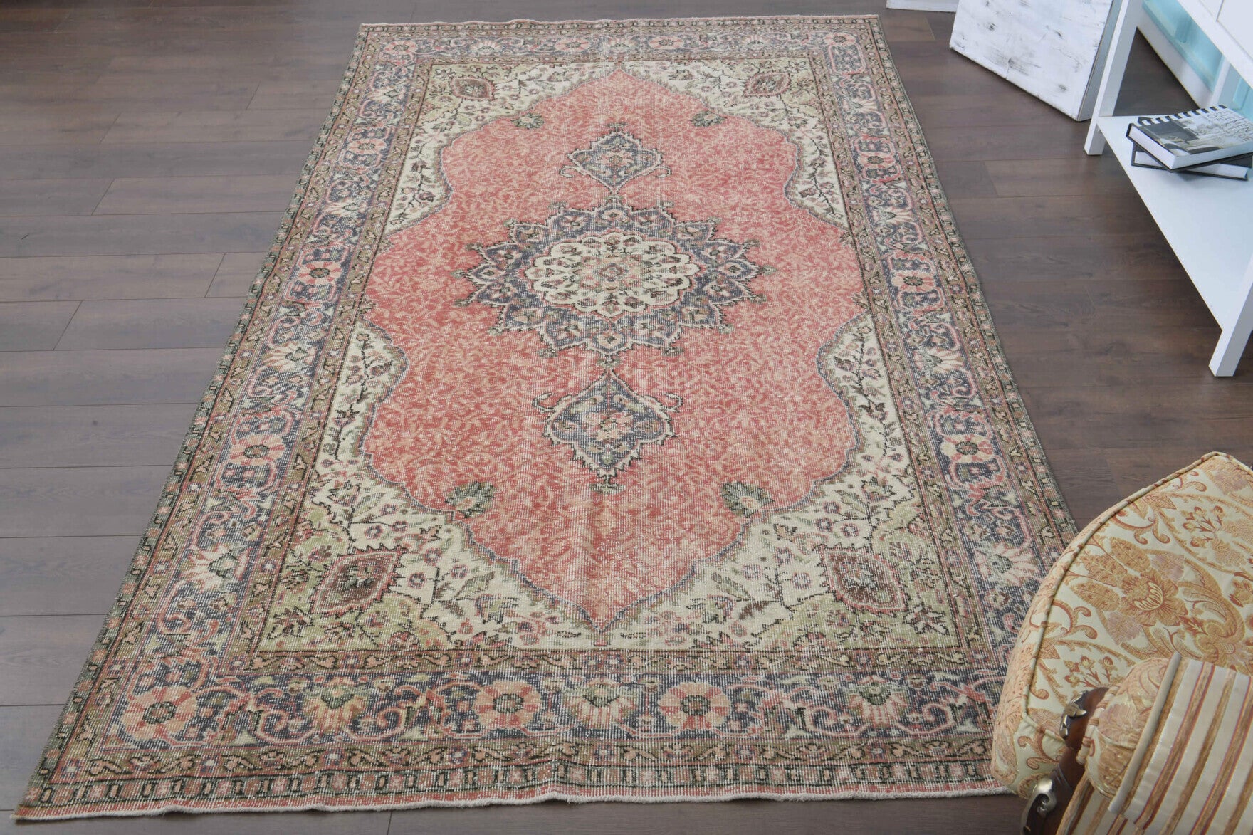 One-of-a-kind 1970s Persian vintage area rug in wool, 5'10" x 9'5"