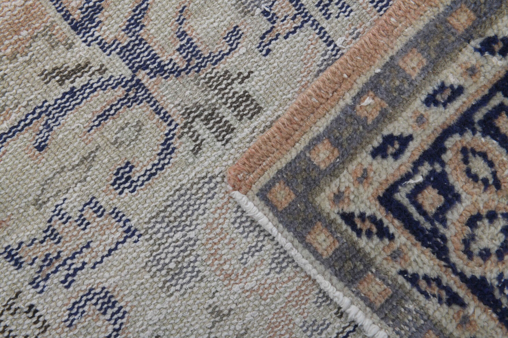 Authentic Anatolian vintage area rug (1970s) with oriental design – one-of-a-kind at Fame Rugs