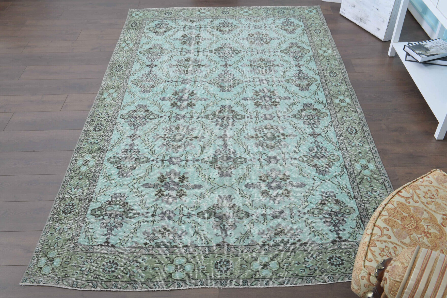 One-of-a-kind 1970s Anatolian vintage area rug in wool, 5'8" x 9'1"
