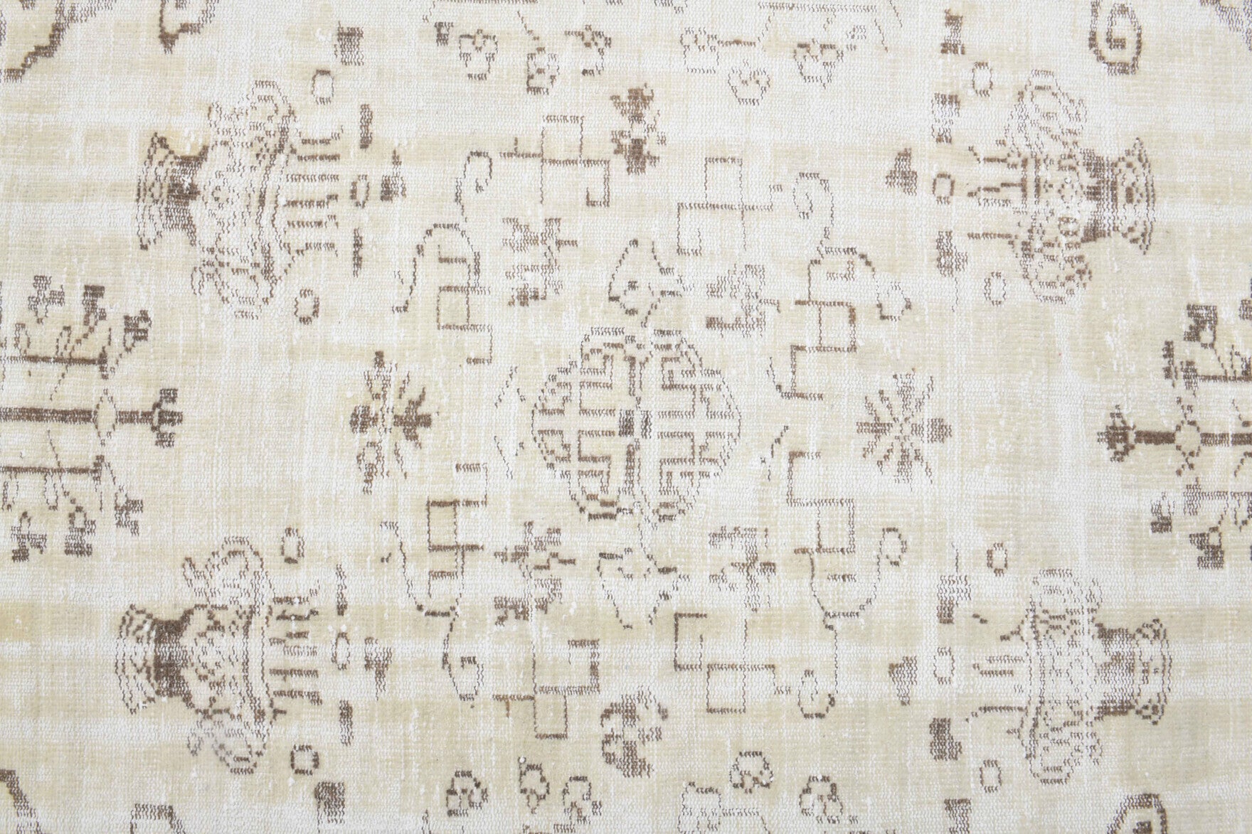 Handmade wool rug from Anatolia, Turkey – Cream Vintage Anatolian Area Rug 5'5" x 8'7"