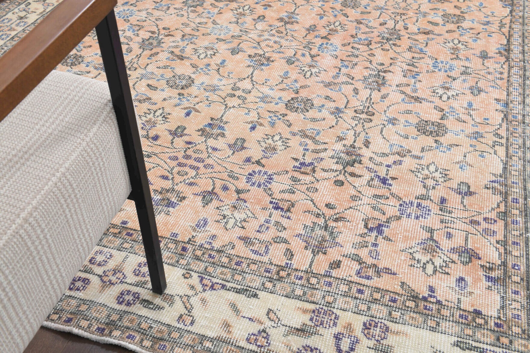Authentic Anatolian vintage area rug (1970s) with floral design – one-of-a-kind at Fame Rugs