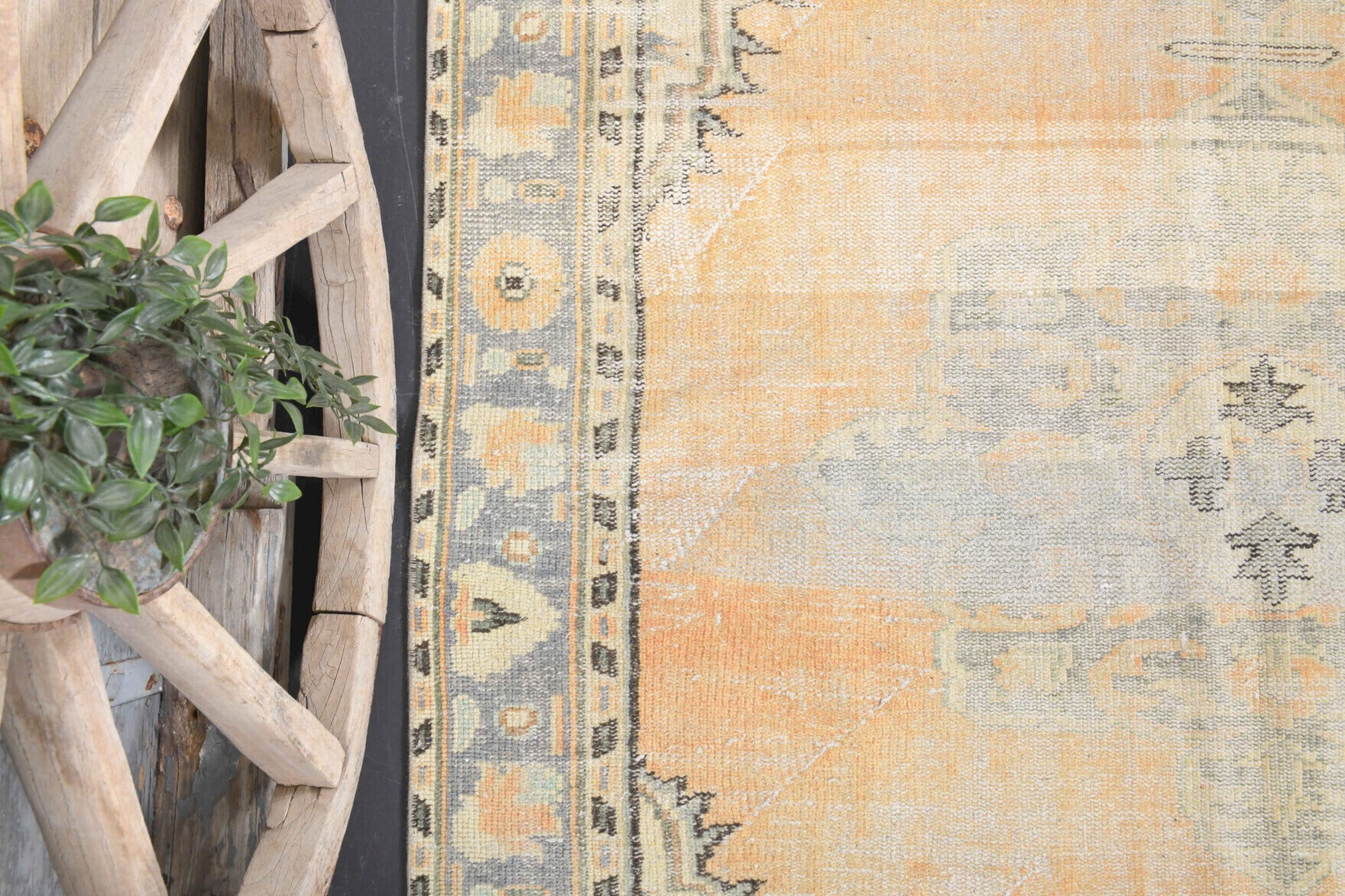 Handmade wool rug from Anatolia, Turkey – Vintage Anatolian Area Rug 5'7" x 8'10"