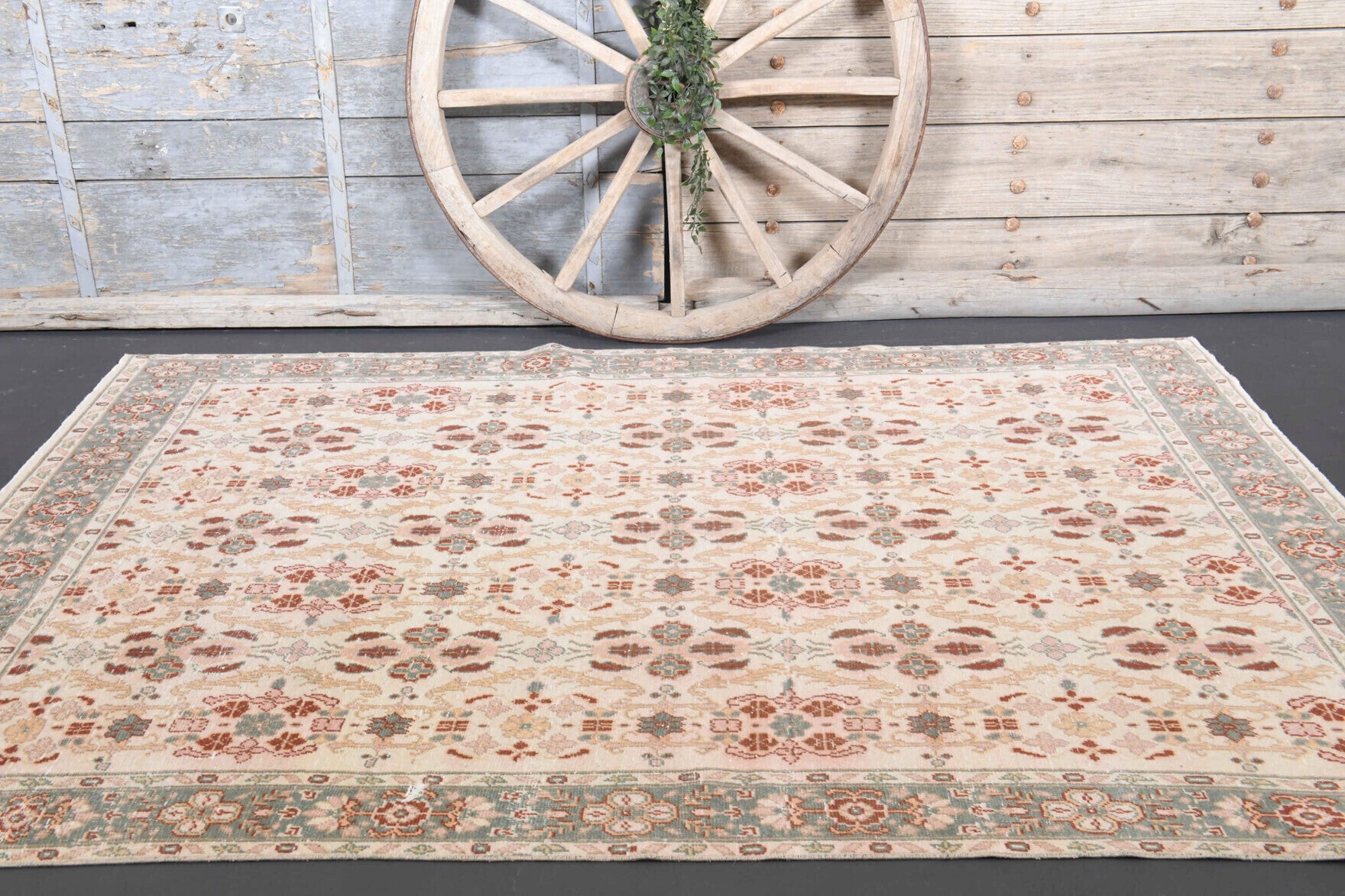 Ruhsar rug: 1970s handmade Anatolian rug with oriental motifs and cotton backing