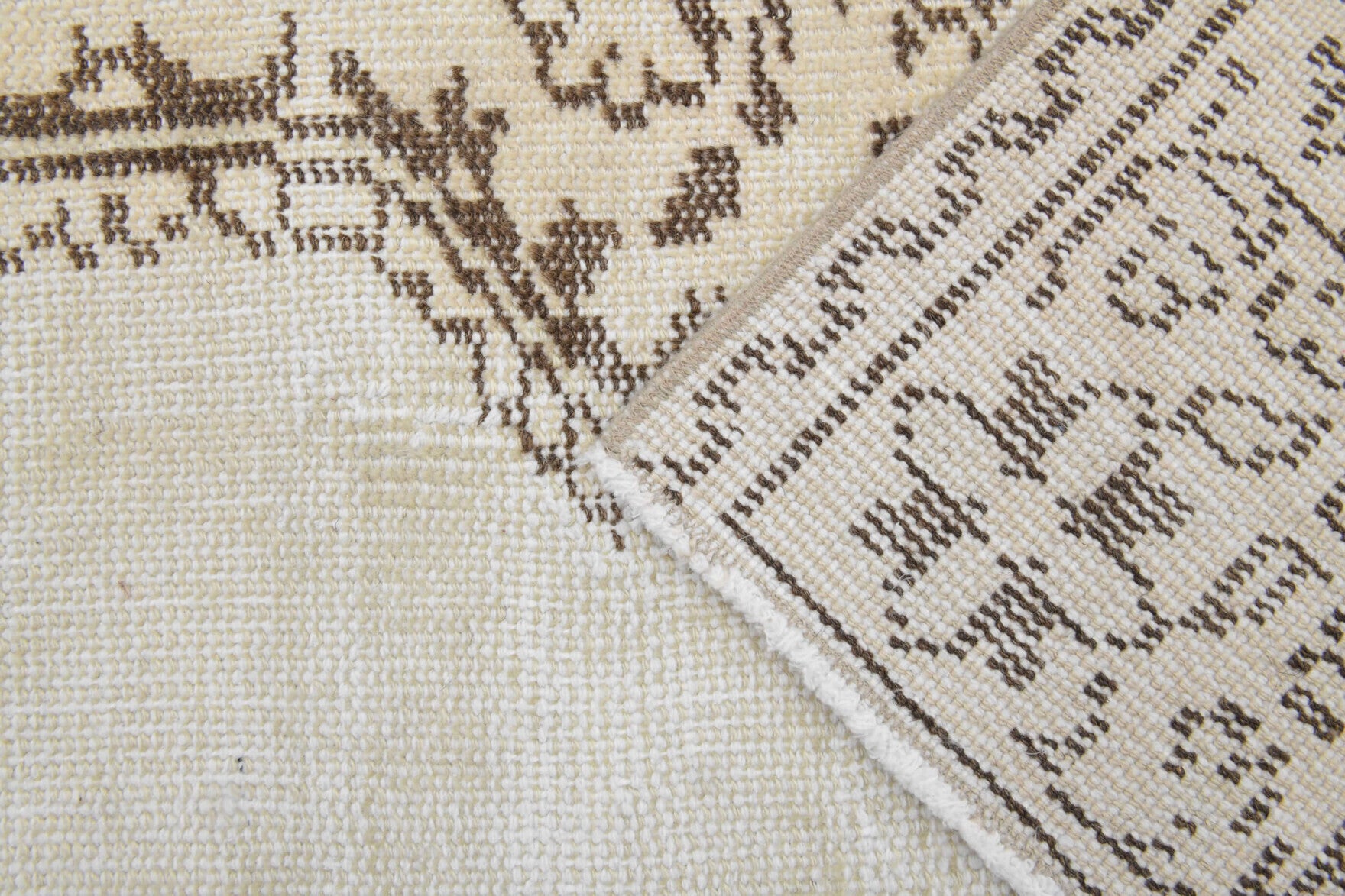 Ruhtac – vintage oriental rug for living room or bedroom, 5'3" x 9'1" (160x276 cm)