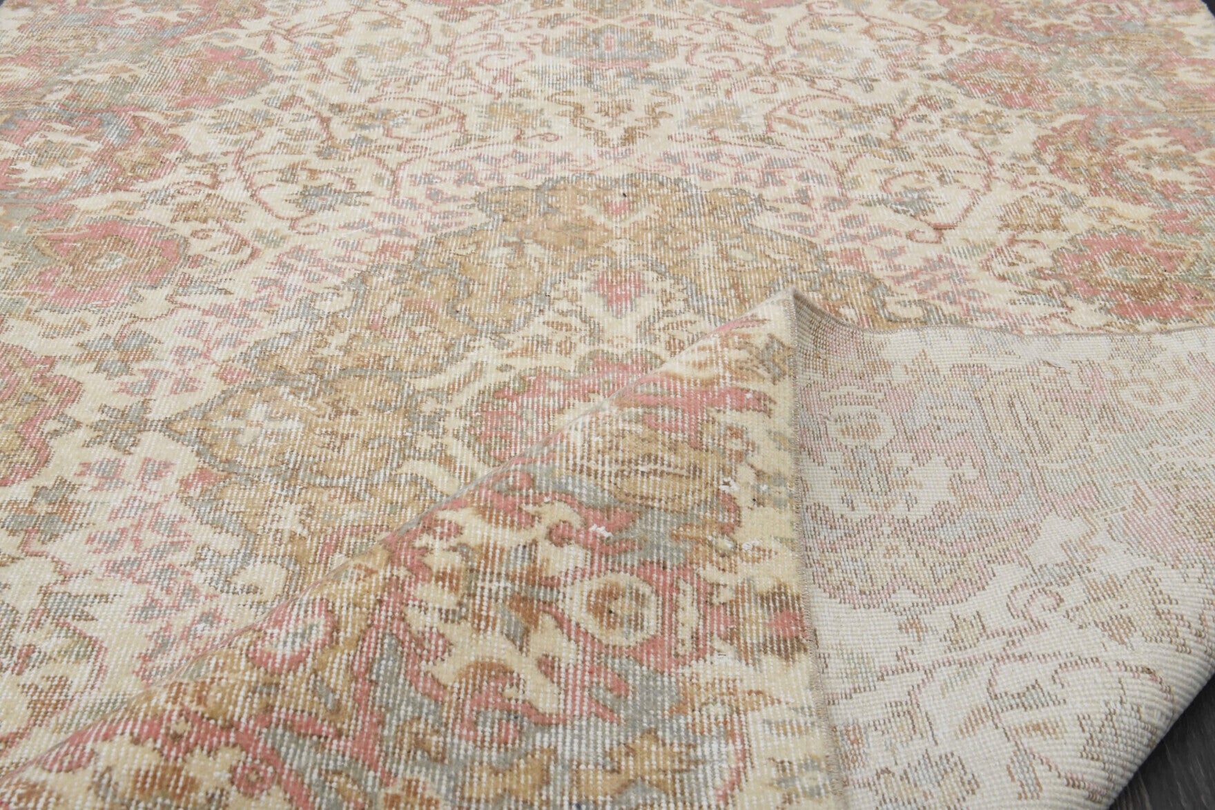 Hand-crafted Anatolian vintage rug Argyrosthene in wool, 1970s