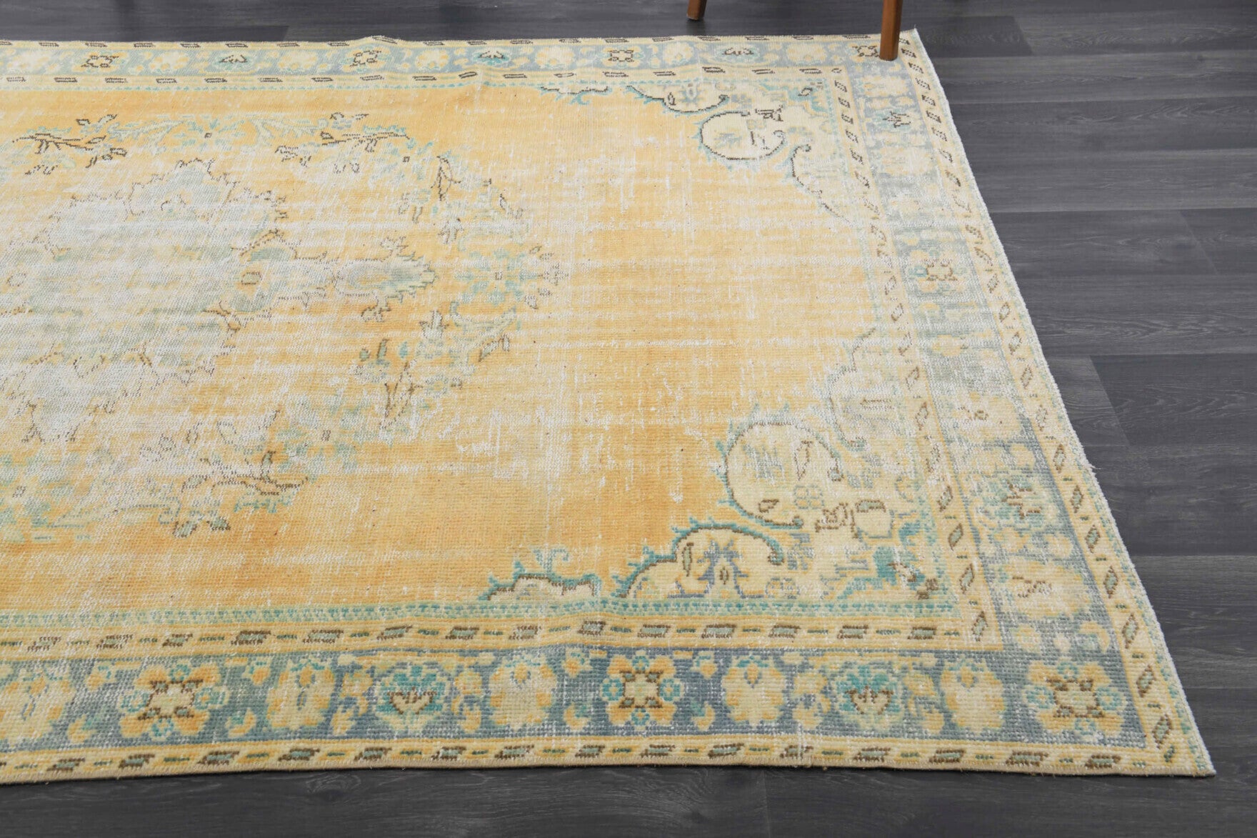 187x270 cm vintage Anatolian area rug – Dilsadgul, low pile, wool