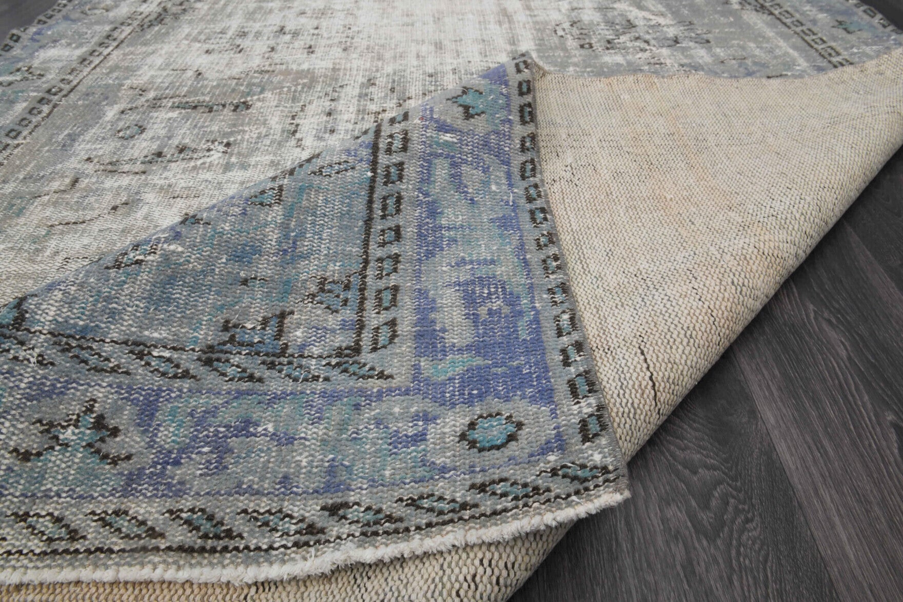 Hand-crafted Anatolian distressed vintage rug Galenodora in wool, 1950s