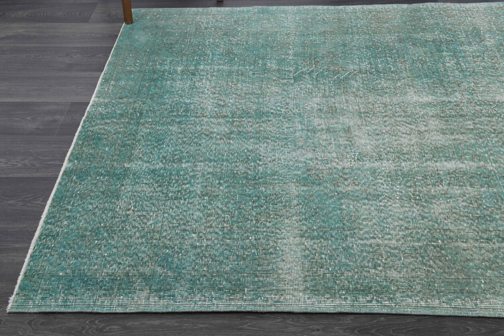 One-of-a-kind 1970s Anatolian vintage area rug in wool, 5'3" x 8'4"