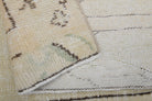 Incinaz – vintage oriental rug for living room or bedroom, 5'9" x 9' (174x275 cm)