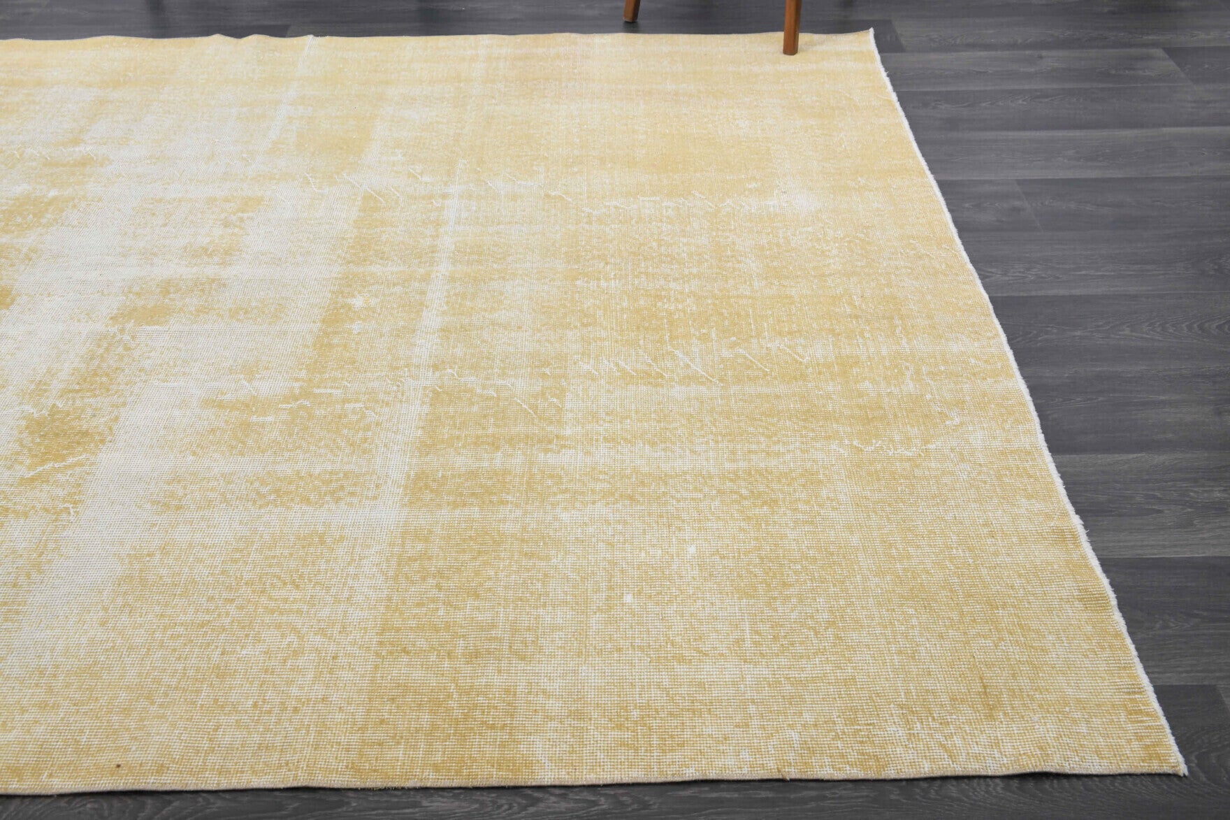 202x303 cm vintage Anatolian area rug – Isorhoe, low pile, wool