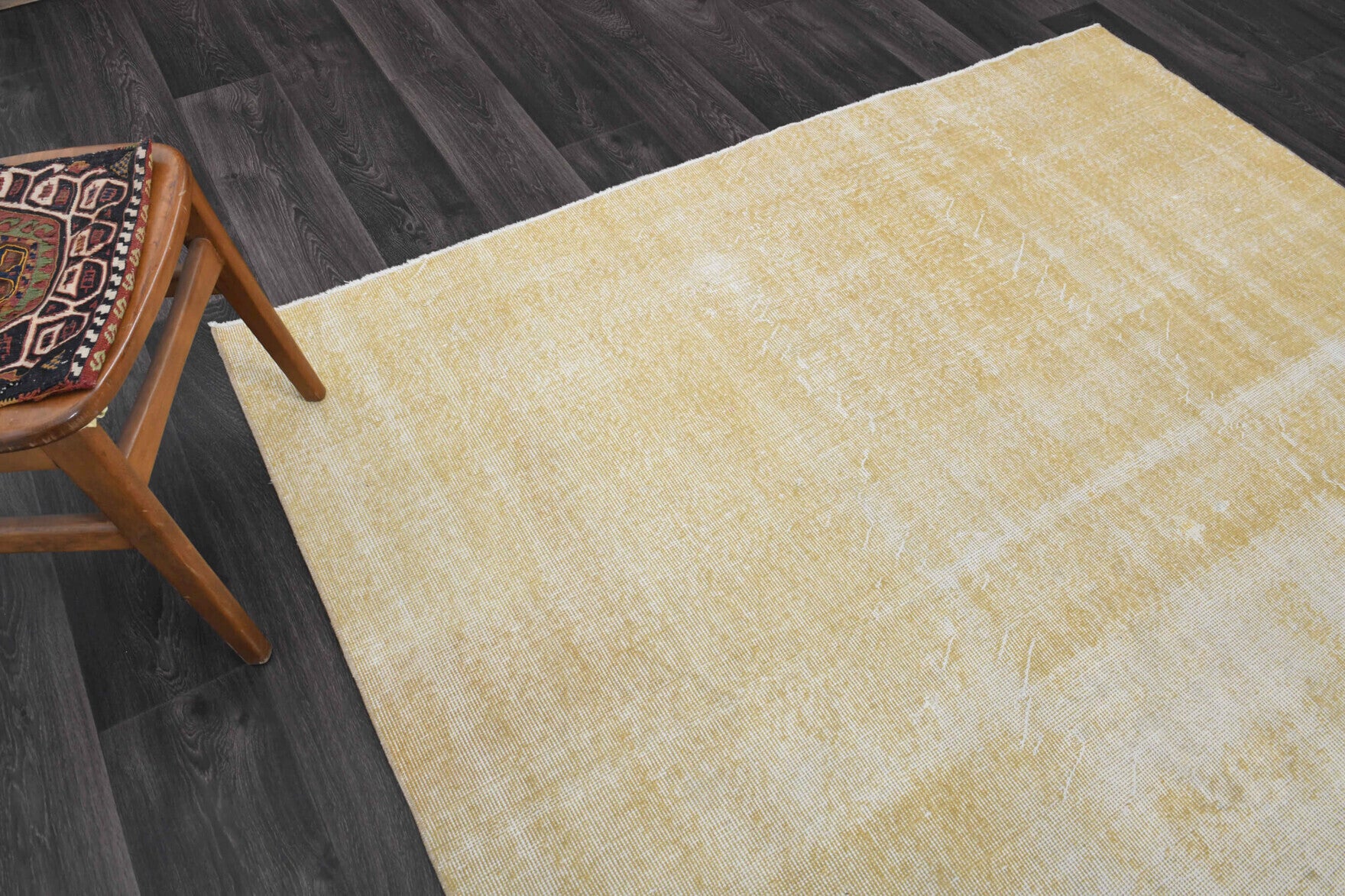 Authentic Anatolian vintage area rug (1970s) with solid design – one-of-a-kind at Fame Rugs