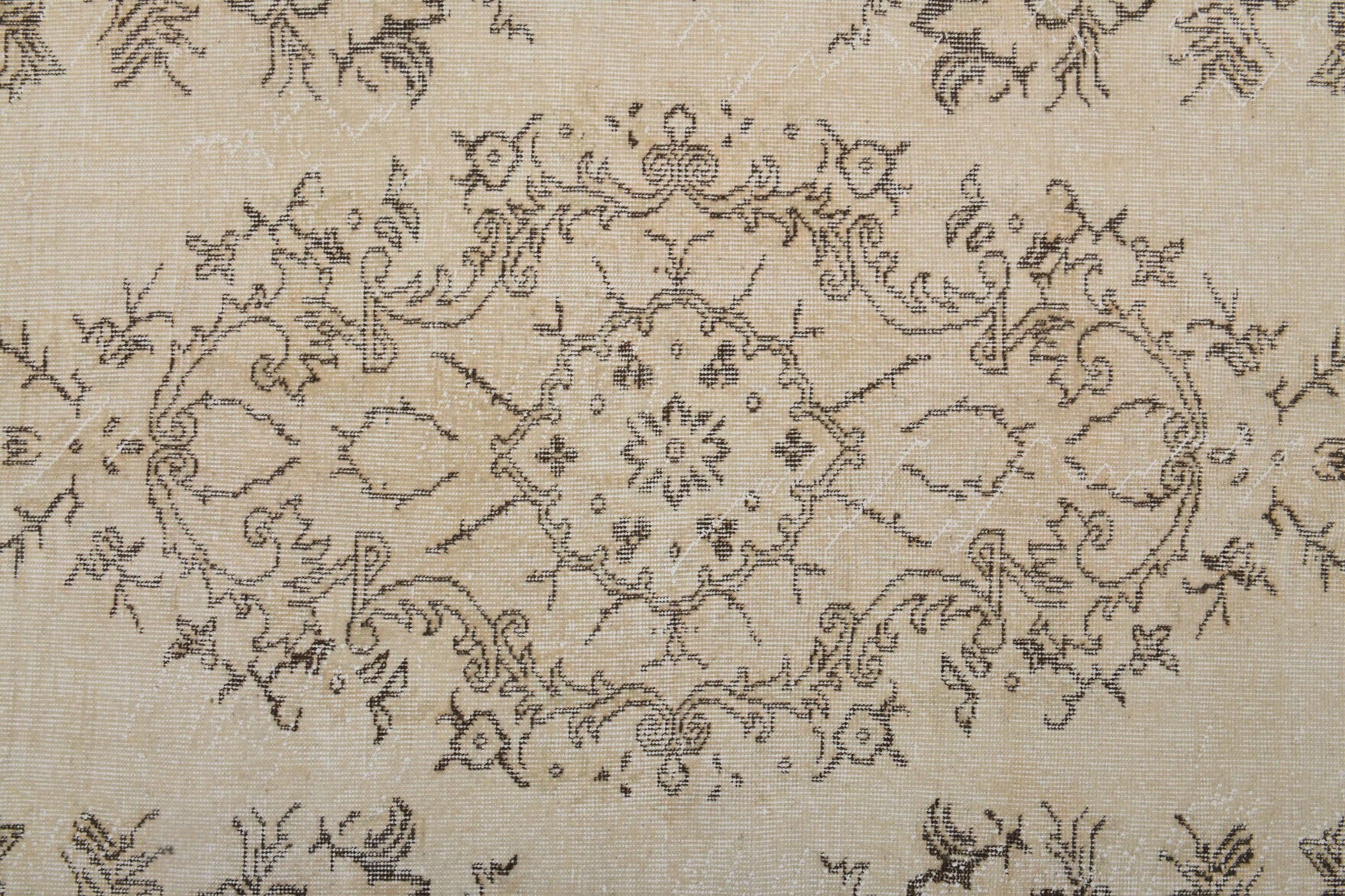 Handmade wool rug from Anatolia, Turkey – Vintage Oriental Area Anatolian Rug 5'6" x 9'3"
