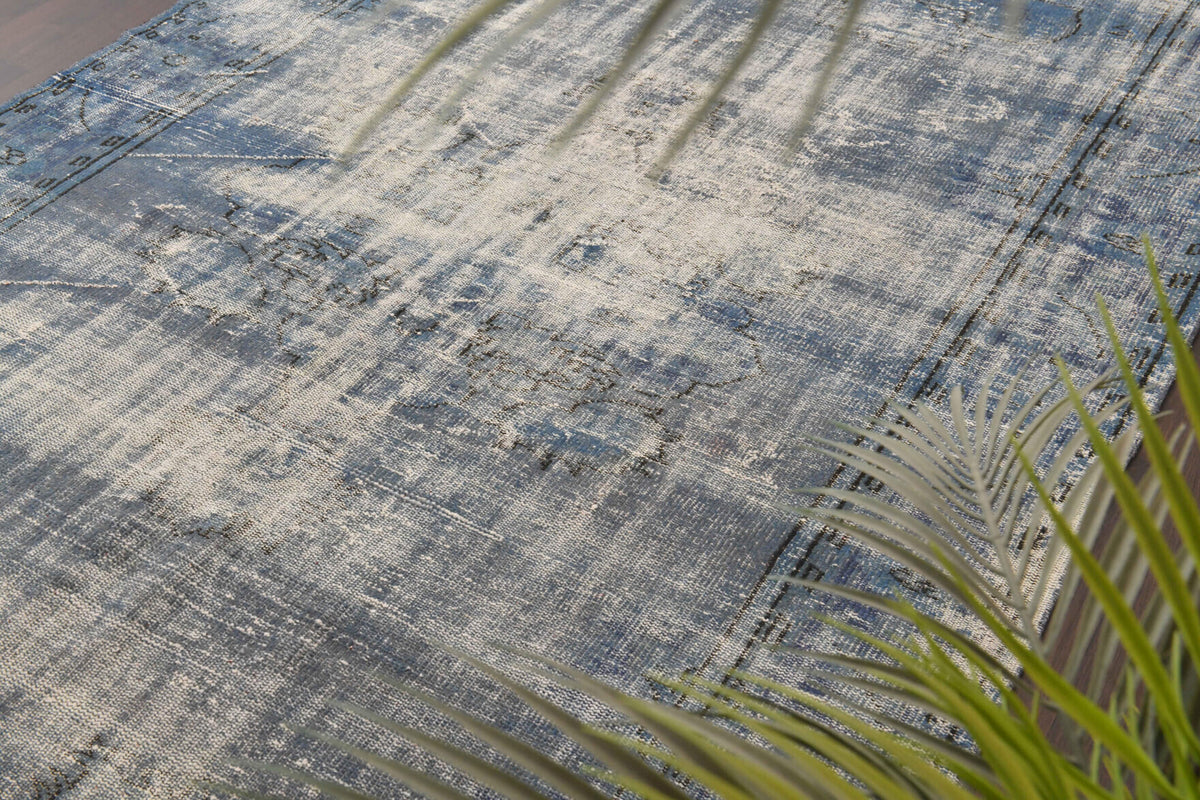 190x298 cm distressed vintage Anatolian area rug – Mercan, low pile, wool