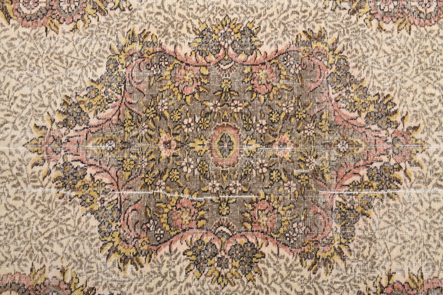 Handmade wool rug from Anatolia, Turkey – Vintage Area Anatolian Rugs 6'3" x 9'8"