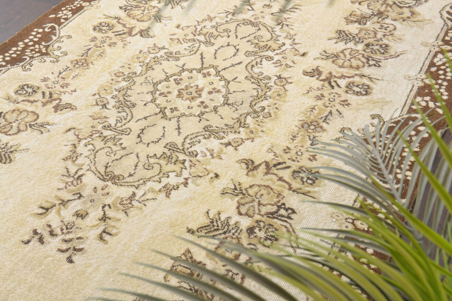 Handmade wool rug from Anatolia, Turkey – Vintage Oriental Area Rug 5'10" x 9'11"