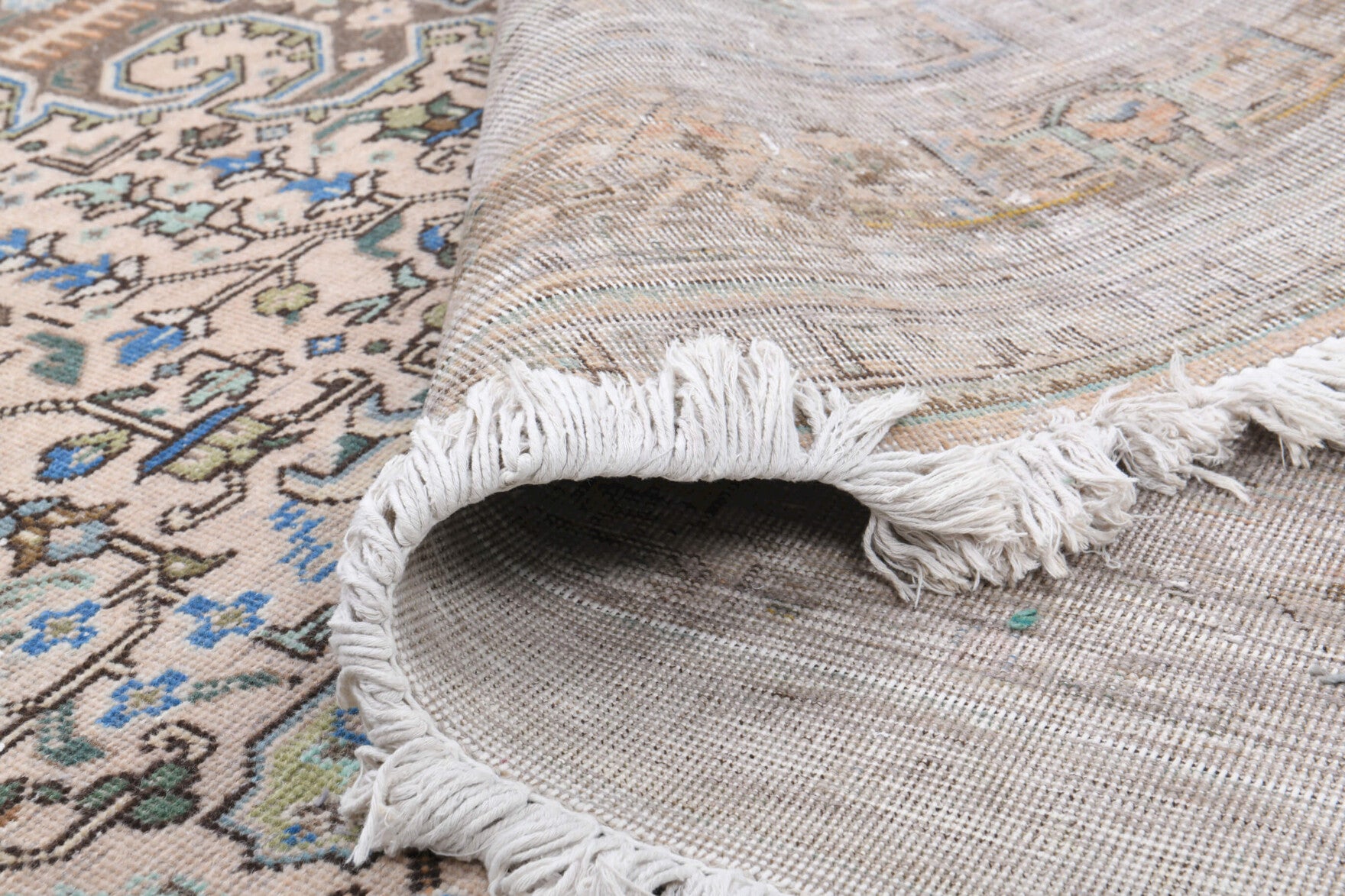 Hand-crafted Persian vintage rug Kamrusepa in wool, 1970s