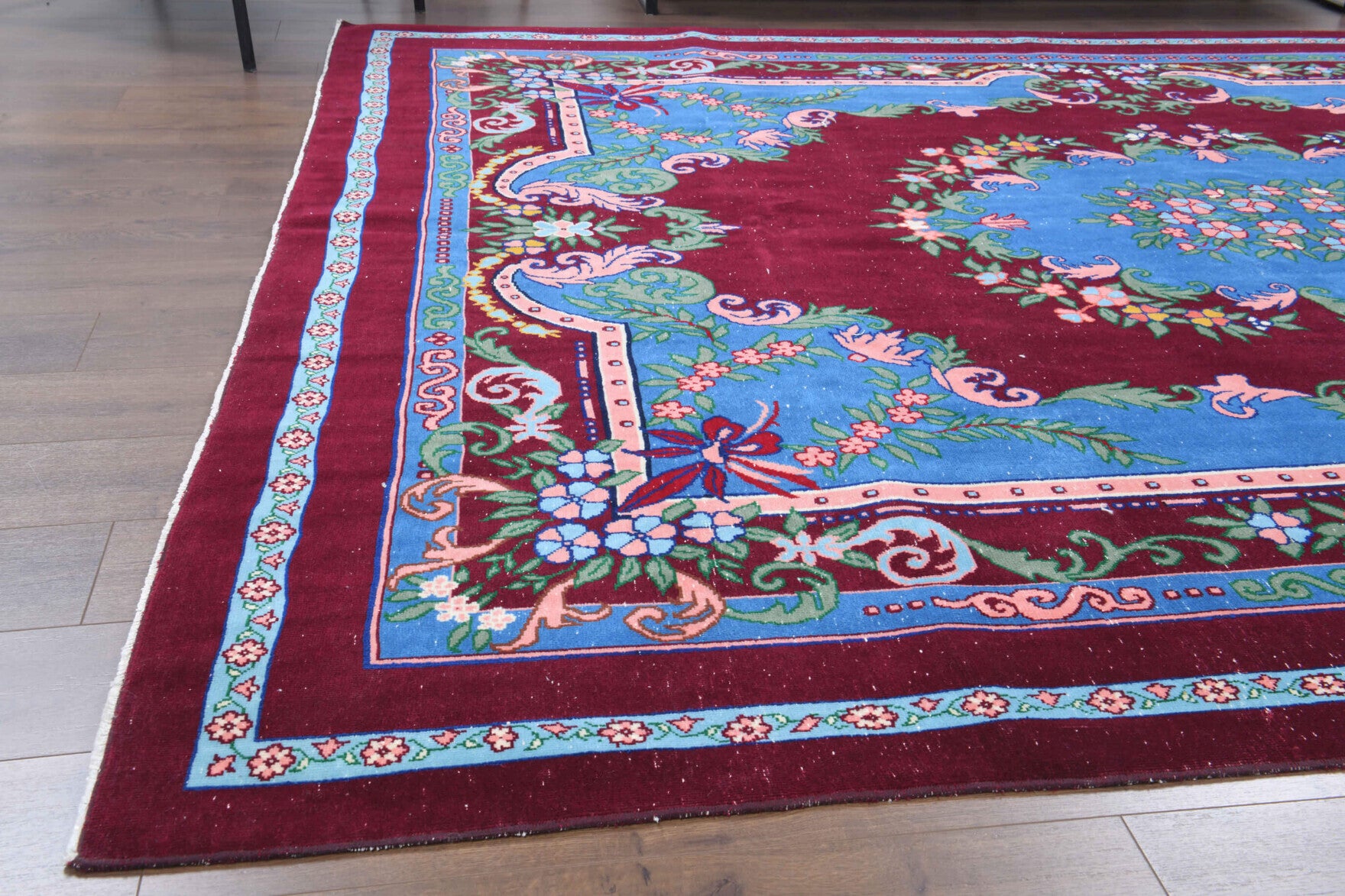 Authentic Anatolian vintage area rug (1970s) with oriental design – one-of-a-kind at Fame Rugs