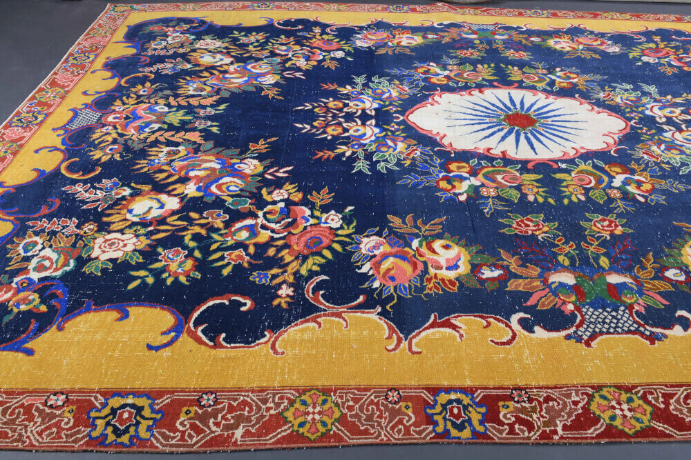 One-of-a-kind 1970s Anatolian vintage area rug in wool, 9'4" x 14'8"