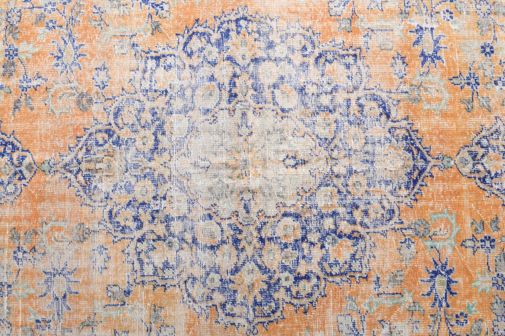 Authentic Anatolian vintage area rug (1970s) with oriental design – one-of-a-kind at Fame Rugs