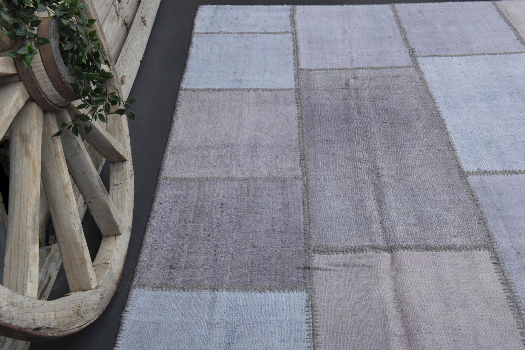 Handmade wool rug from Anatolia, Turkey – Vintage Oversized Area Patchwork Rug 9'8" x 13'