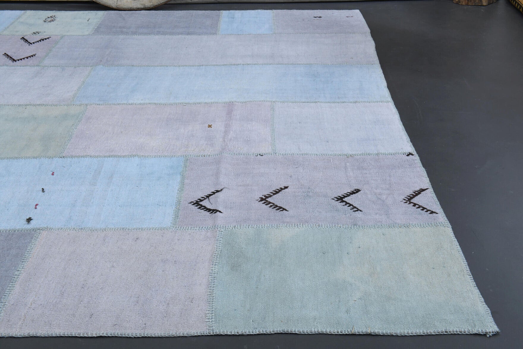 302x335 cm vintage patchwork Anatolian area rug – Efsunur, low pile, wool