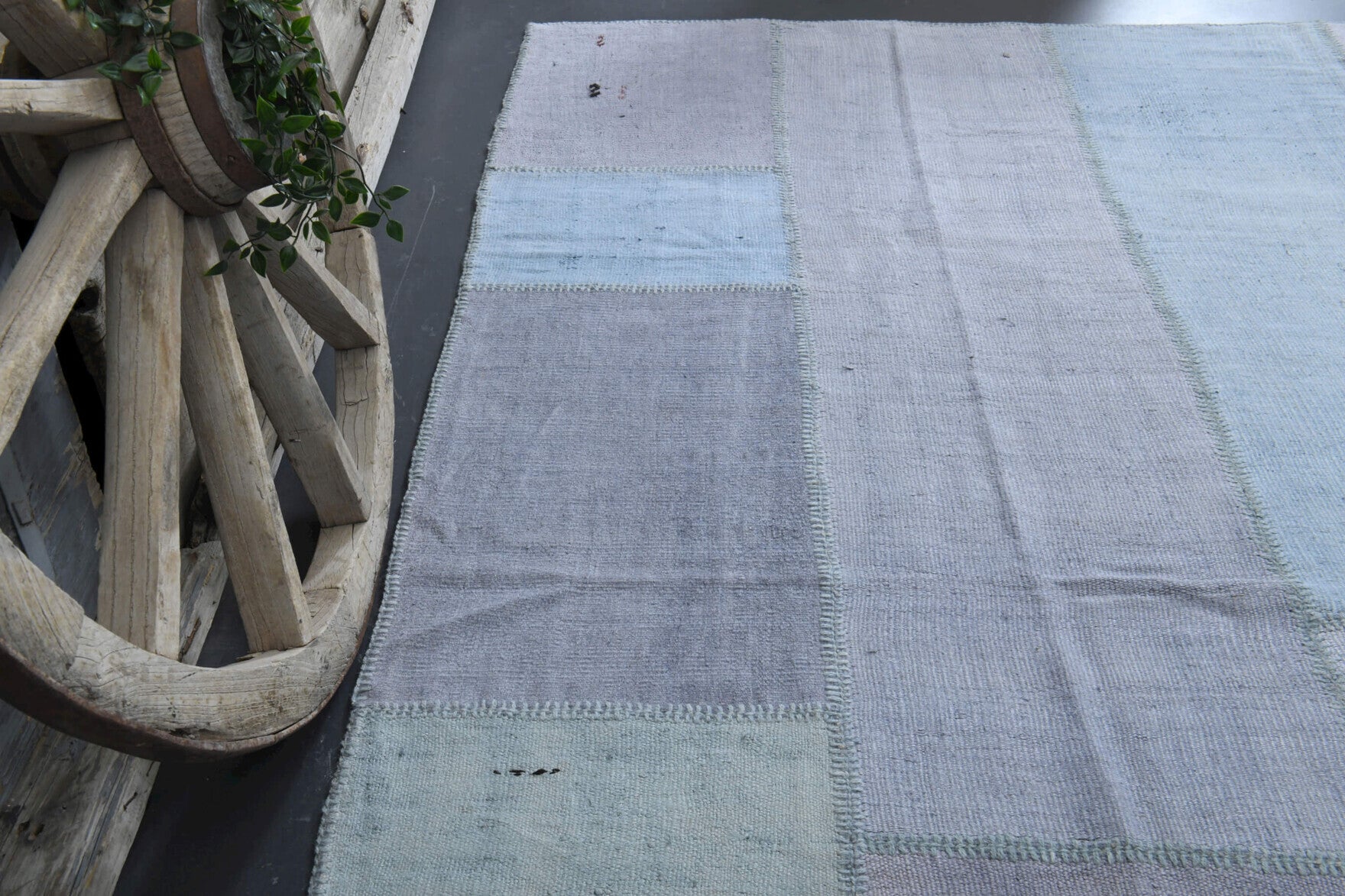 Handmade wool rug from Anatolia, Turkey – Patchwork Oversize Area Rug 9'11" x 11'