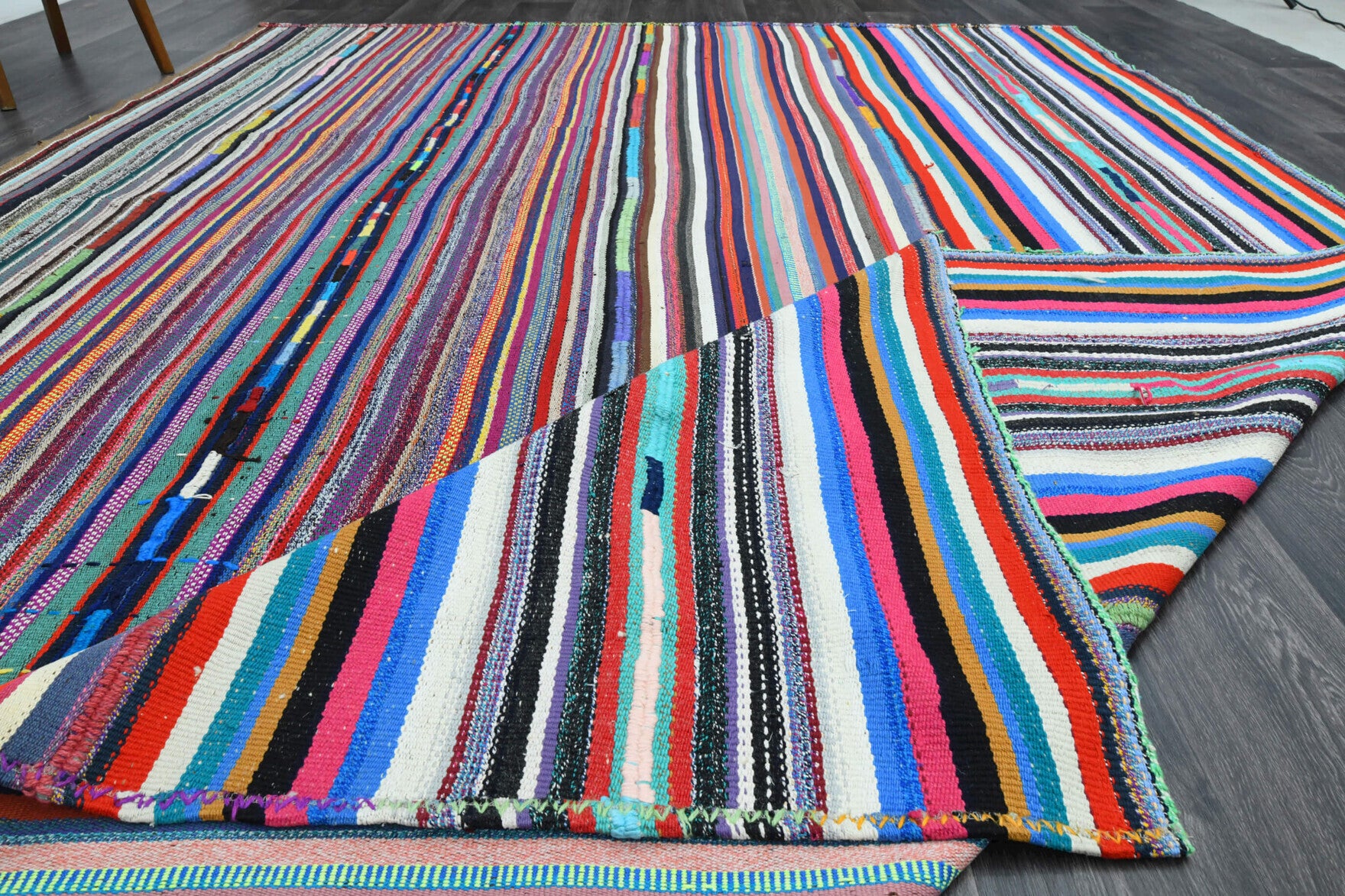 Hand-crafted Anatolian vintage kilim Zuhrenur in wool, 1960s