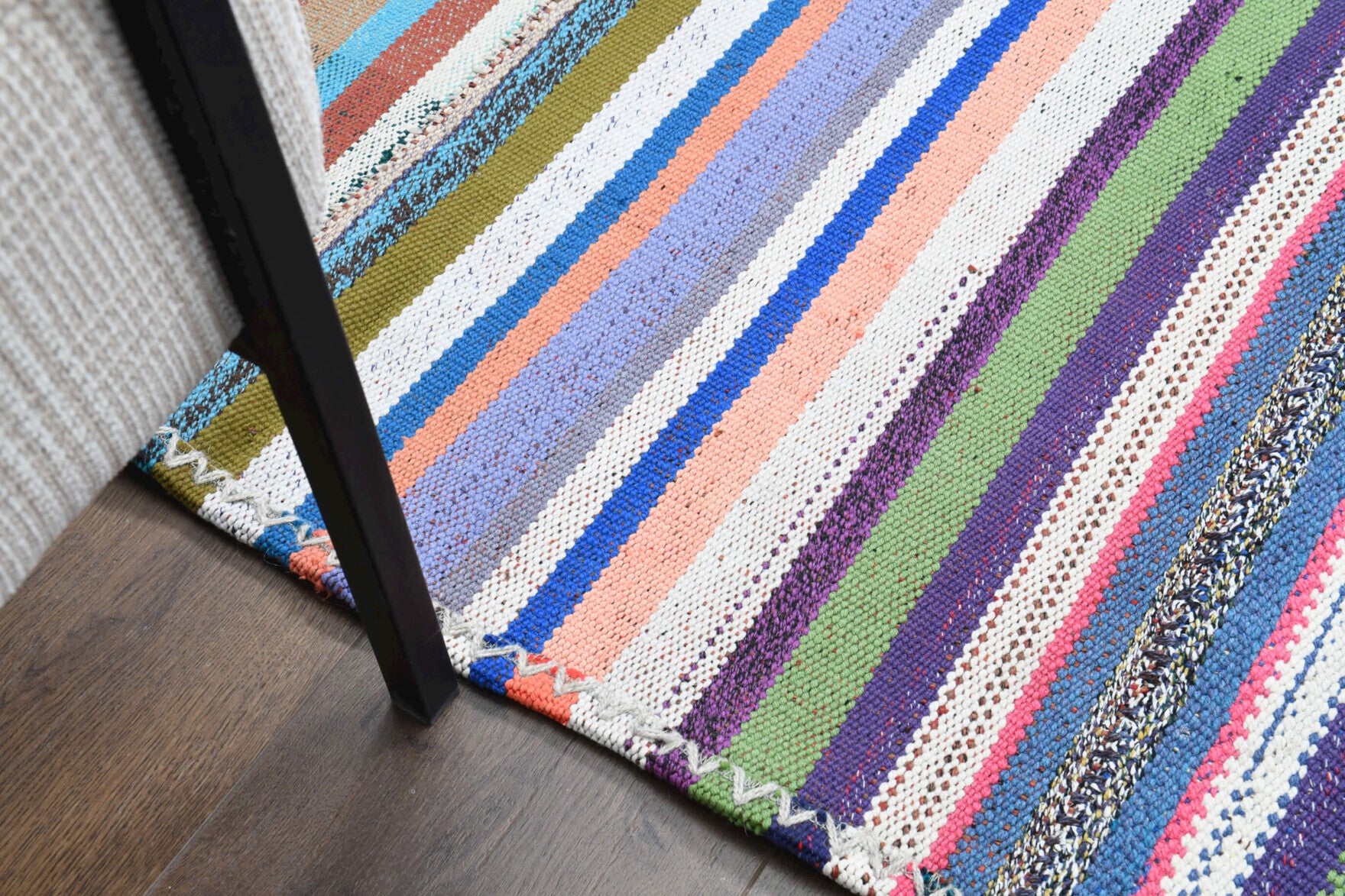 Authentic Anatolian vintage kilim rug (1960s) with striped design – one-of-a-kind at Fame Rugs