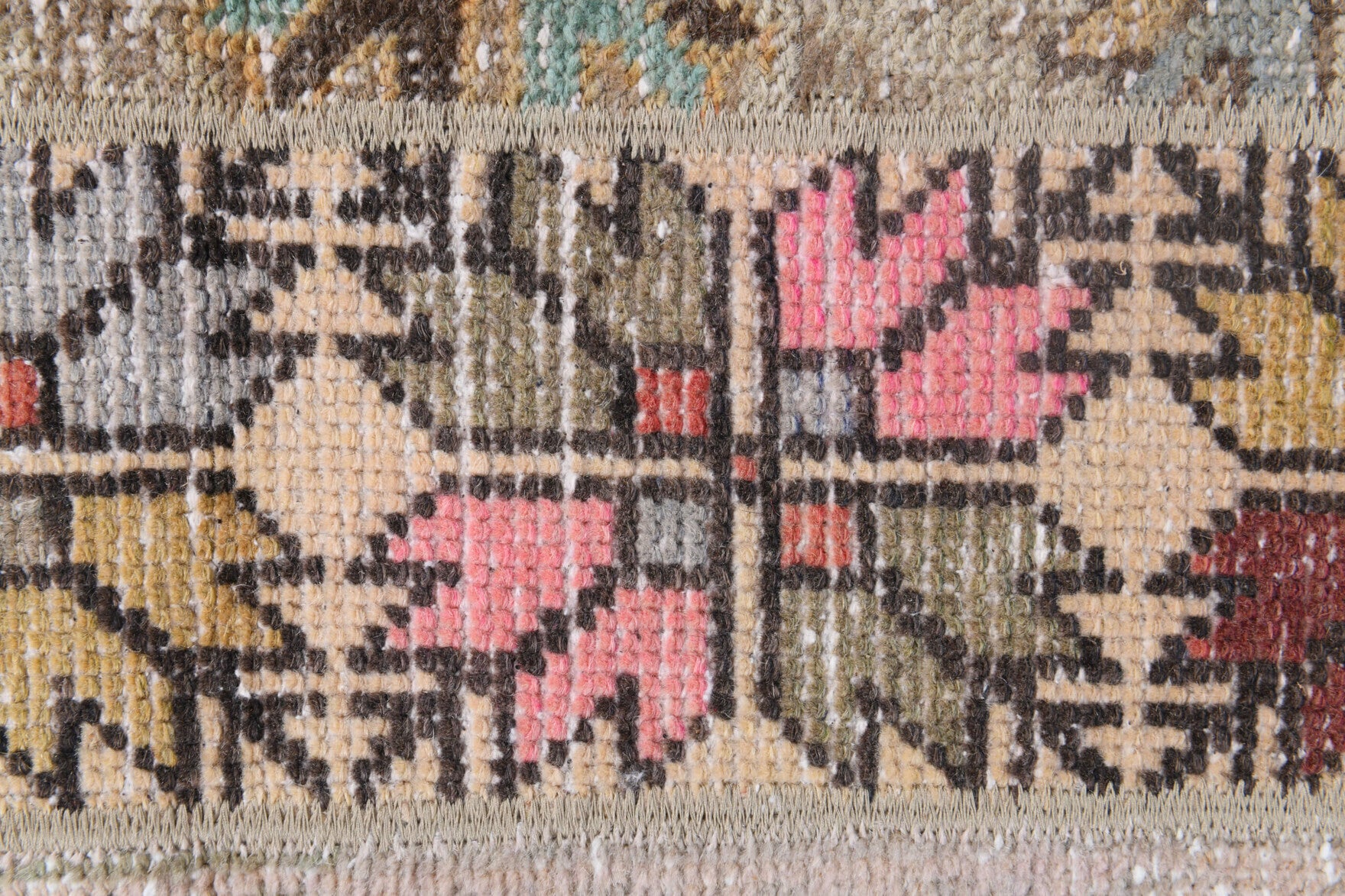 55x178 cm vintage patchwork Anatolian runner rug – Sabahisik, low pile, wool