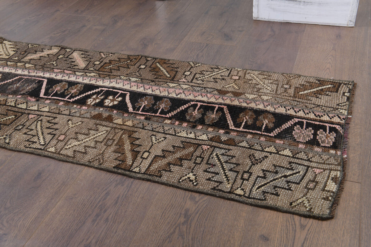 49x235 cm vintage patchwork Anatolian runner rug – Mujganpezir, low pile, wool