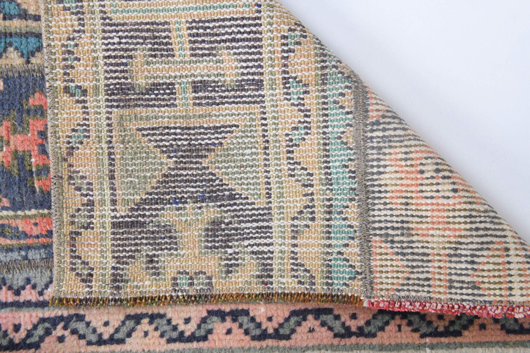 65x85 cm vintage patchwork Anatolian area rug – Rukiyat, low pile, wool