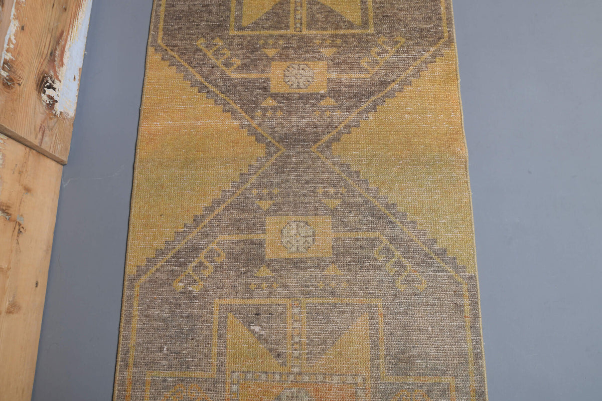 Vintage Oushak Runner Rug - 27089