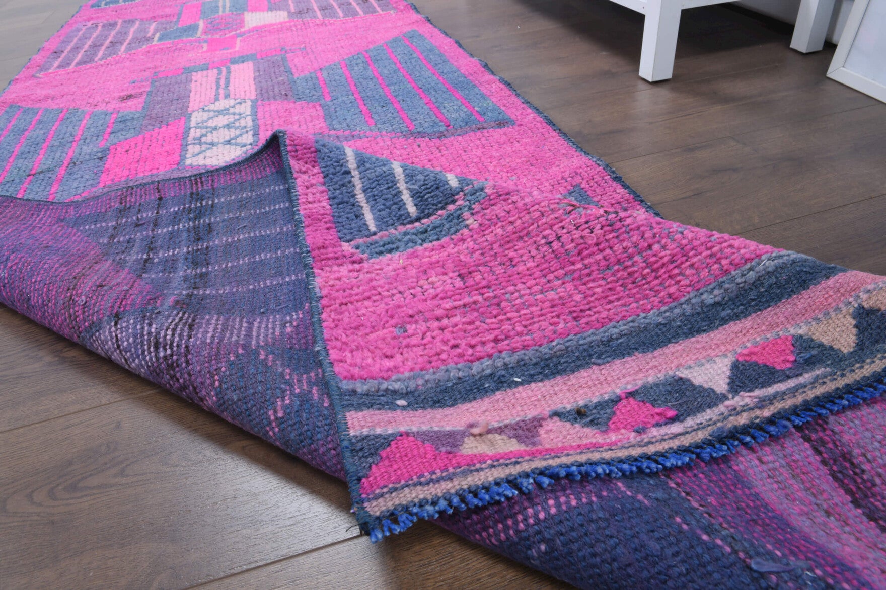 Authentic Anatolian vintage runner rug (1970s) with egyptian design – one-of-a-kind at Fame Rugs