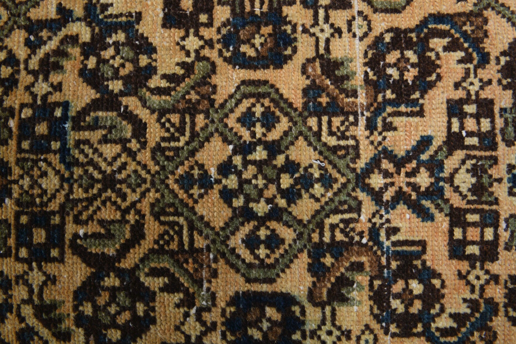 Hespermeda runner: 1970s handmade Anatolian runner with oriental motifs and cotton backing