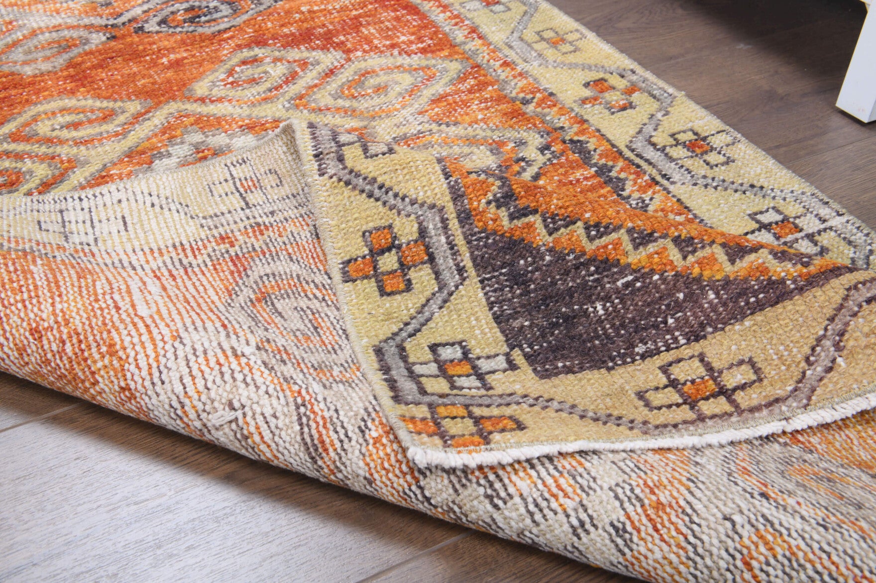 Authentic Anatolian vintage runner rug (1970s) with tribal design – one-of-a-kind at Fame Rugs