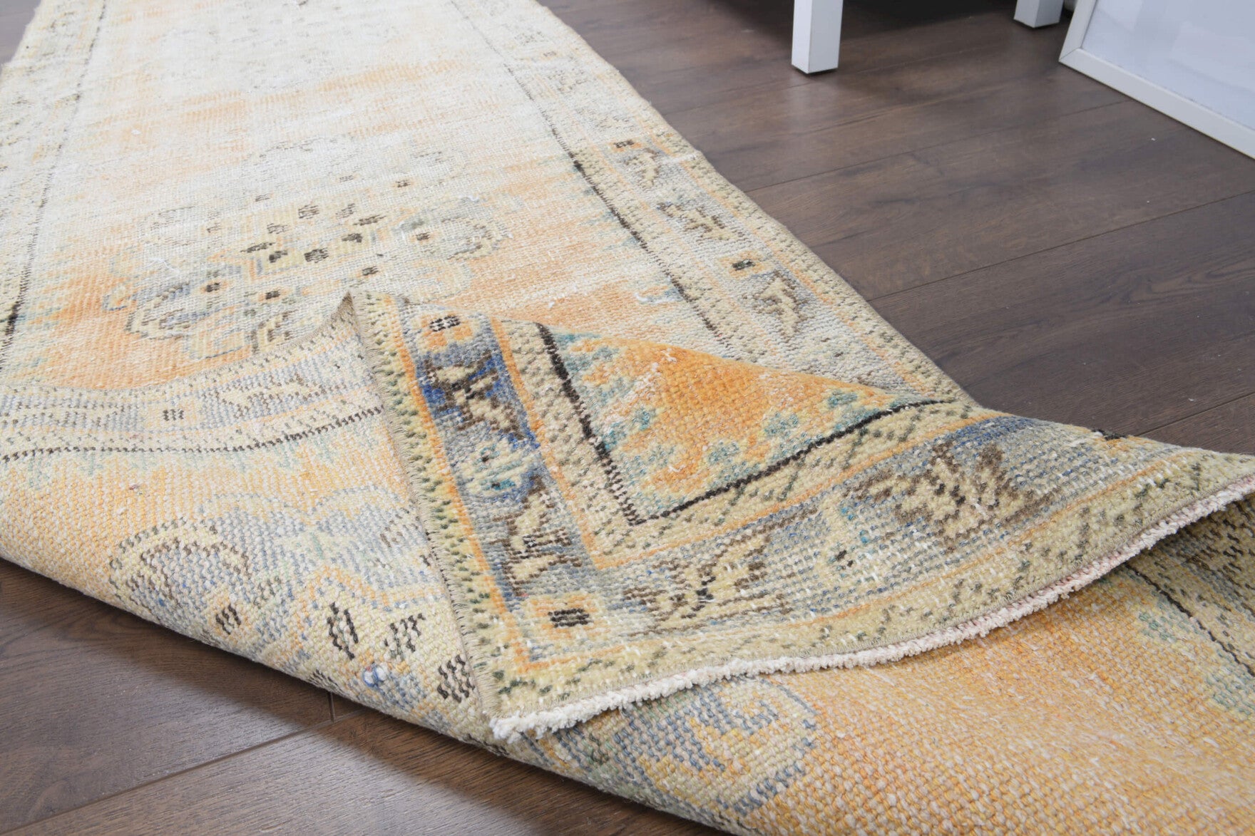 Handmade wool runner from Anatolia, Turkey – Vintage Runner Rug 2'6" x 10'8"