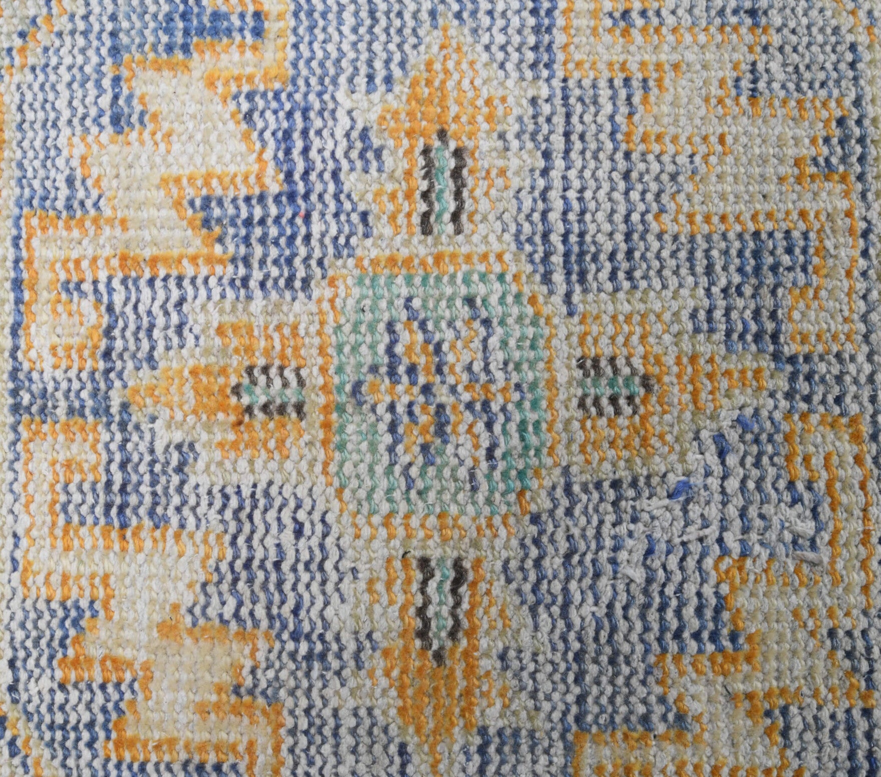 Authentic Anatolian vintage runner rug (1970s) with oriental design – one-of-a-kind at Fame Rugs