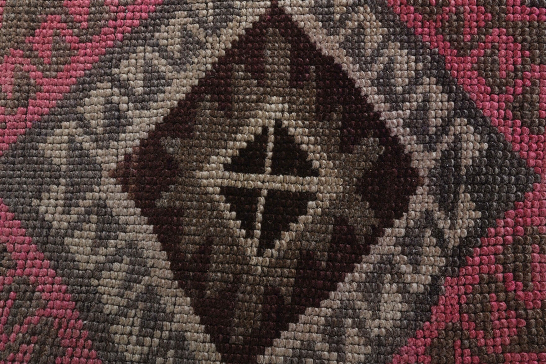 Authentic Anatolian vintage runner rug (1970s) with oriental design – one-of-a-kind at Fame Rugs