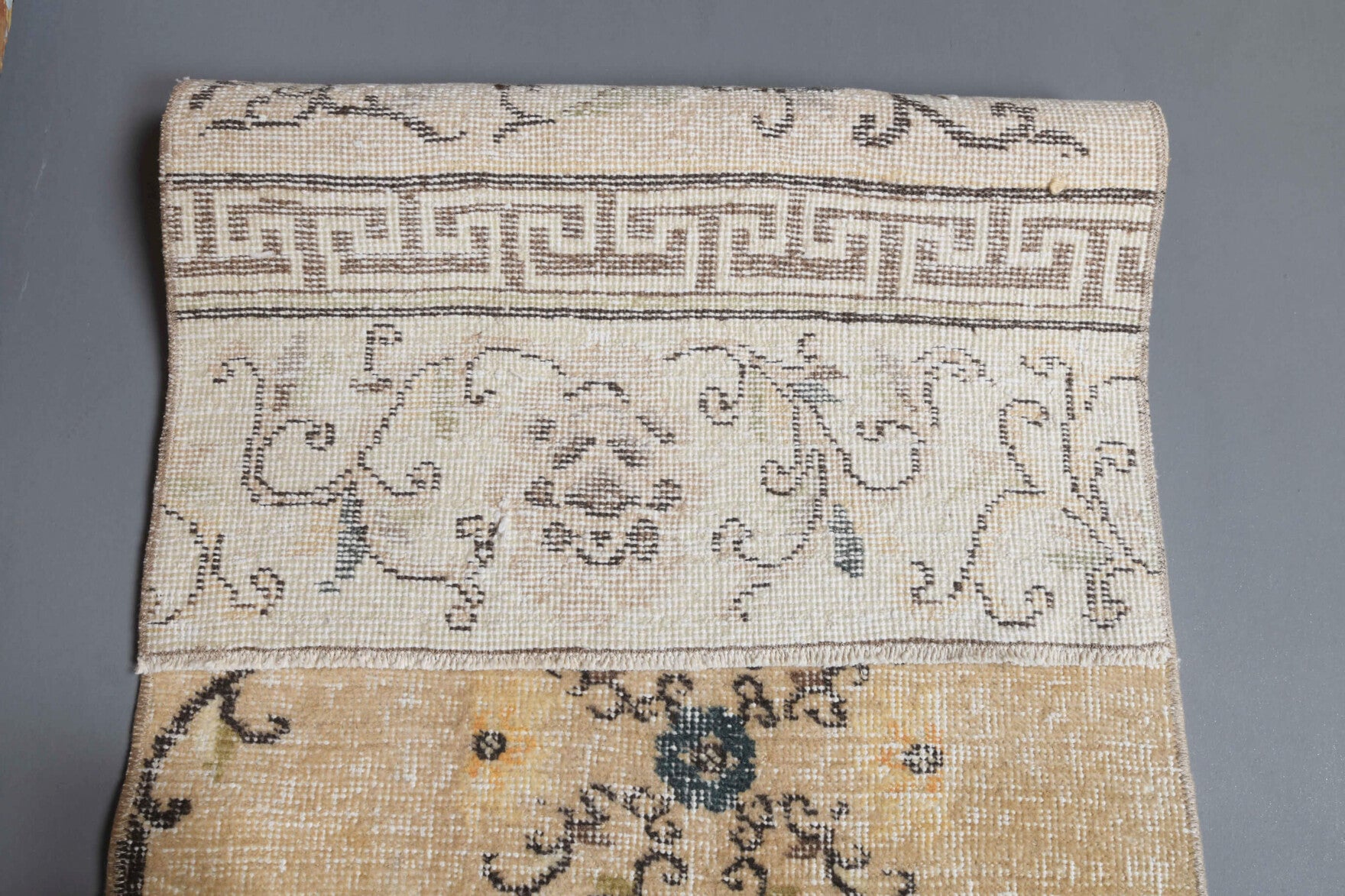 Handmade wool runner from Anatolia, Turkey – Vintage Oushak Runner Rug 1'11" x 9'7"