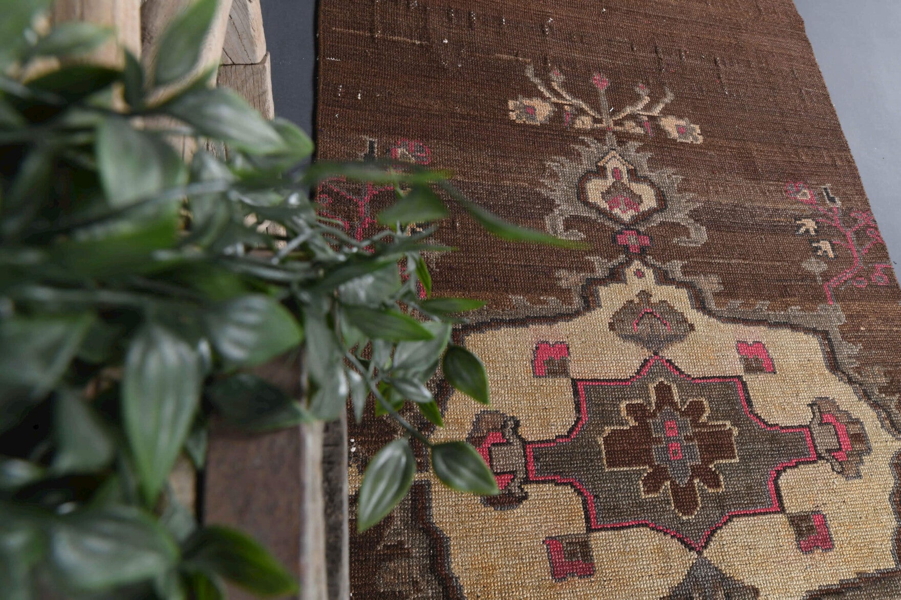 Authentic Anatolian vintage runner rug (1970s) with oriental design – one-of-a-kind at Fame Rugs