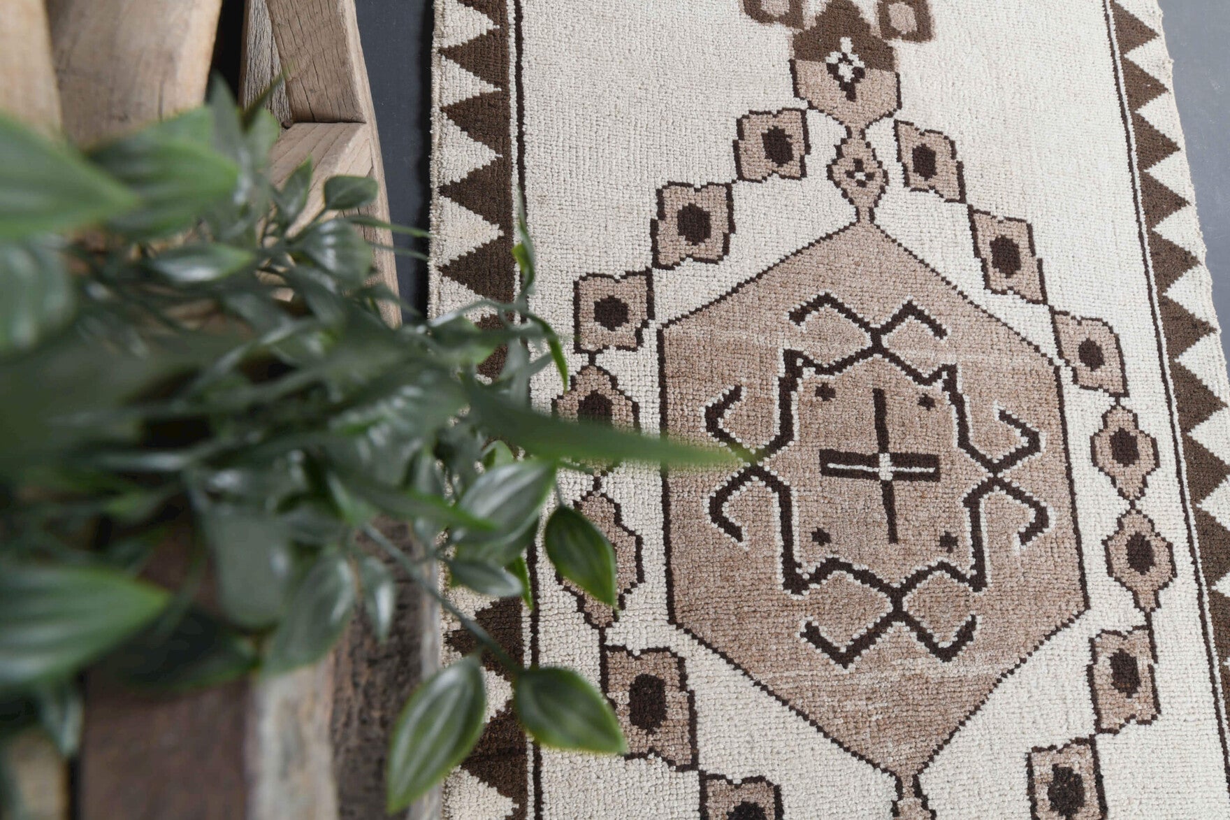 100x320 cm vintage Anatolian runner rug – Zephyropnoe, low pile, wool