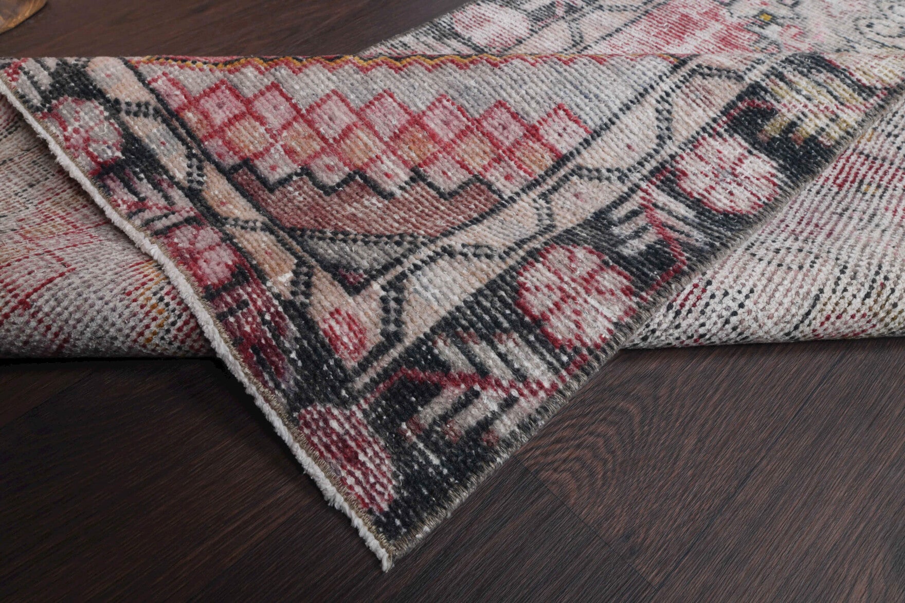 Authentic Anatolian distressed vintage runner rug (1950s) with oriental design – one-of-a-kind at Fame Rugs