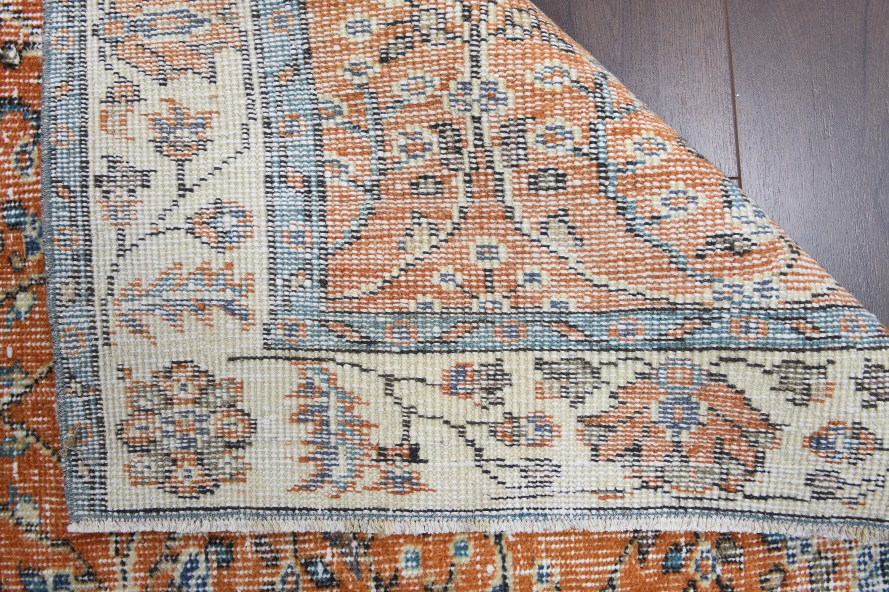 110x200 cm vintage Anatolian area rug – Topraksultan, low pile, wool