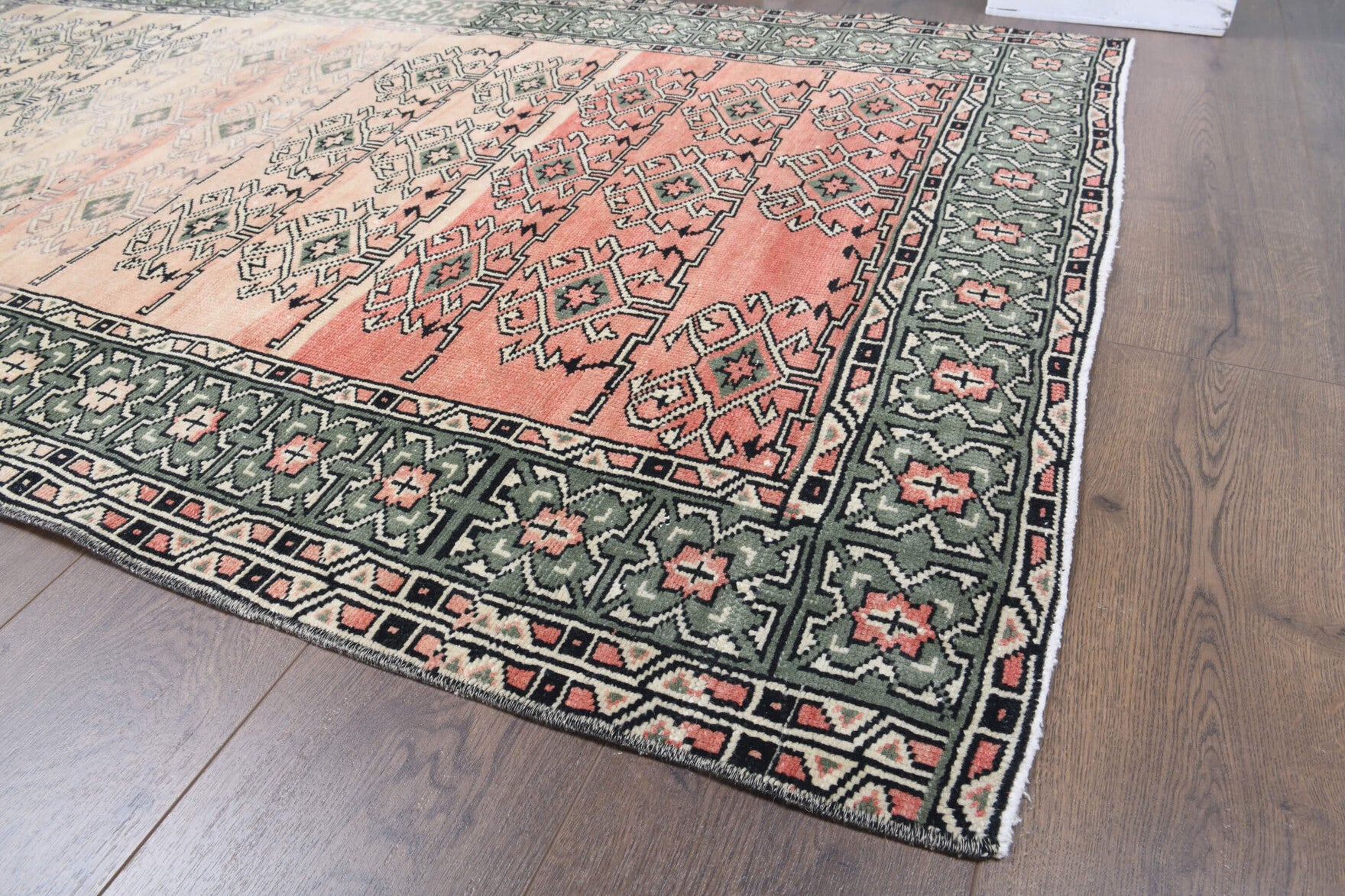 110x192 cm vintage Anatolian area rug – Suzanruh, low pile, wool