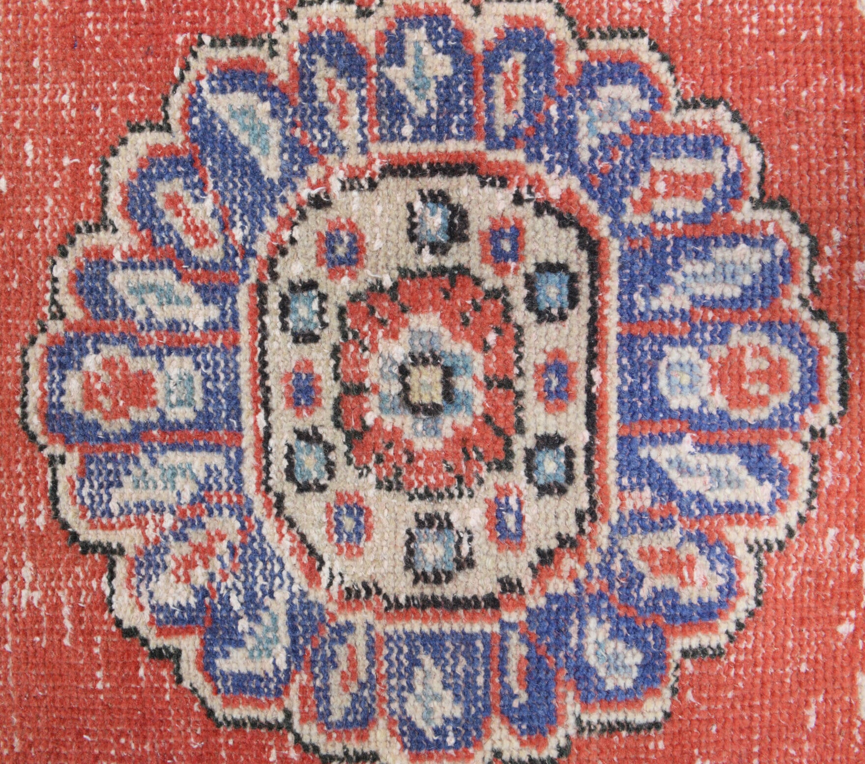 Authentic Anatolian vintage runner rug (1970s) with oriental design – one-of-a-kind at Fame Rugs
