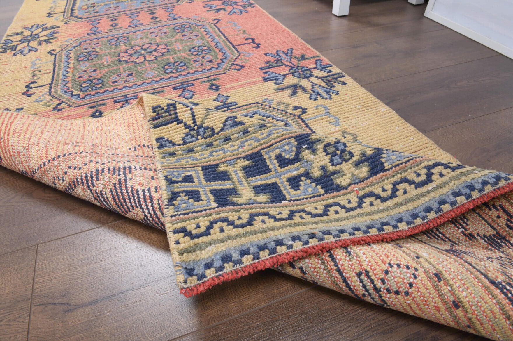 Handmade wool runner from Anatolia, Turkey – Vintage Oushak Runner Rug 2'8" x 10'10"