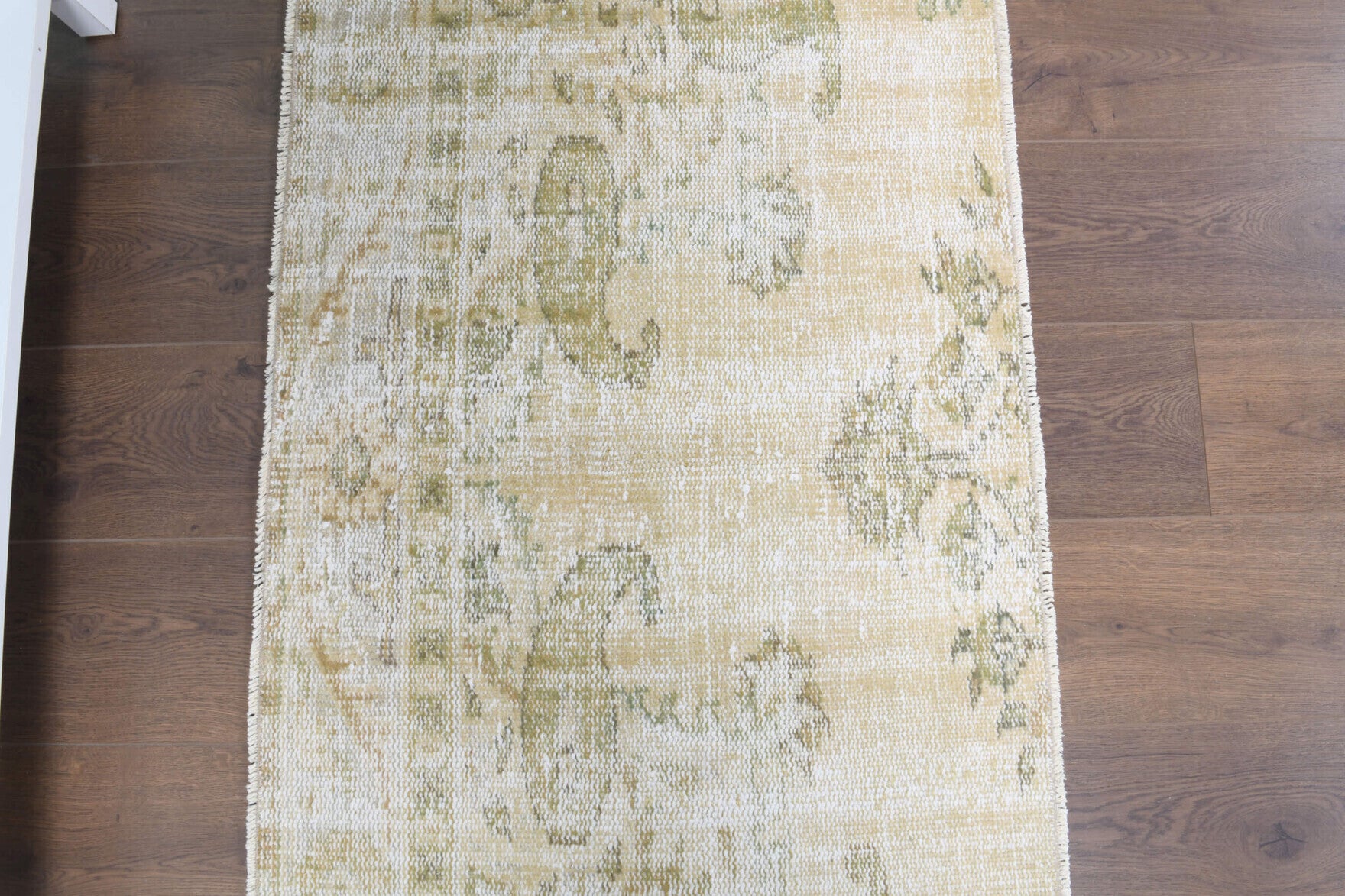 One-of-a-kind 1970s Anatolian vintage area rug in wool, 2'6" x 5'5"