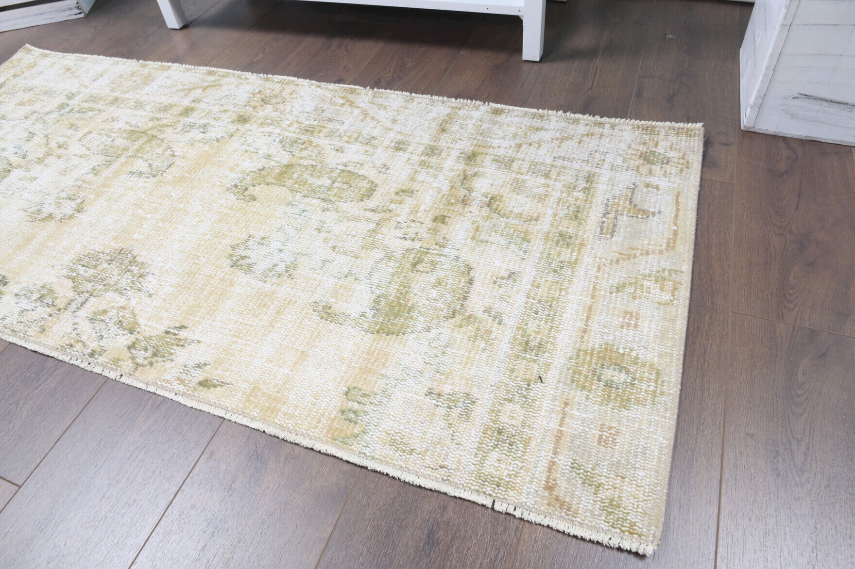 75x165 cm vintage Anatolian area rug – Ilginmelek, low pile, wool